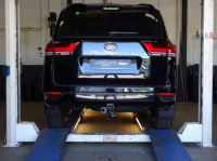 Оригинальный фаркоп BRINK арт. 4013500 для Toyota LAND CRUISER 300 04/2021-2023. Вертикальный быстросъемный шар от магазина ФаркопРос