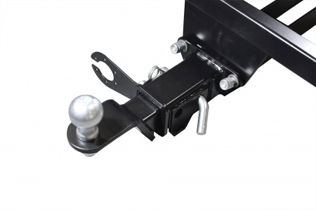 Фаркоп LUR-15-991122.00 PT Group для Lada 4x4 Urban с 2014 - съемный квадрат от магазина ФаркопРос