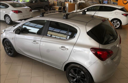 Багажник в штатные места в рейлингах Turtle Air 3 на Audi Q7 2015-2022 цвет серебристый от магазина ФаркопРос