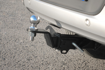 Фаркоп LFS-11-991122.00 PT Group для LIFAN X60 2011 / X70 2018 - съемный квадрат от магазина ФаркопРос