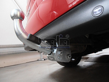 Фаркоп F104C для Ford Galaxy 2000-2006, SEAT Alhambra 2000-2010, Volkswagen Sharan 2000-2010 2WD/4WD. шар-автомат, Galia от магазина ФаркопРос