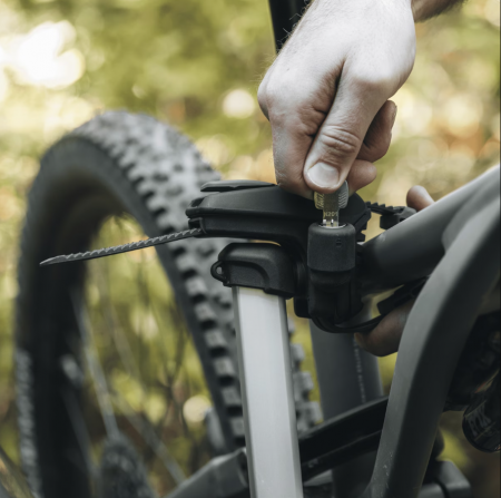 Thule Epos крепление на платформе для 3 велосипедов на фаркоп складное от магазина ФаркопРос