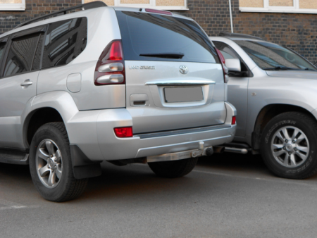 Фаркоп, Y13E, для TOYOTA LC 120 PRADO, 03-09, LC 150 PRADO (искл. TRJ150L-GKPEK с двигателем 2TR-FE), 09-,  шар F оцинк. ,75/1800,  с нерж. накладкой Балтекс от магазина ФаркопРос